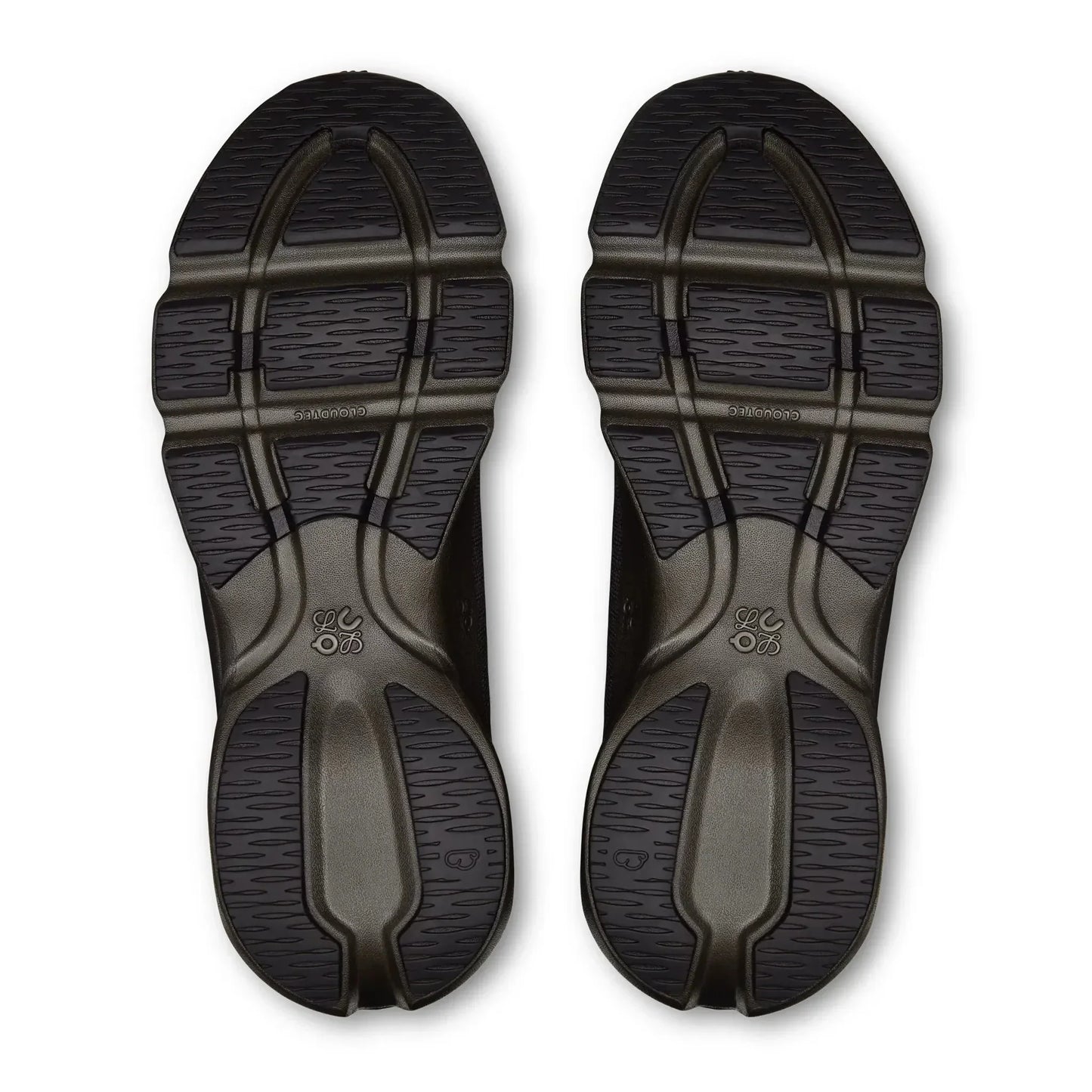 Loewe X On Running CloudSolo Triple Black