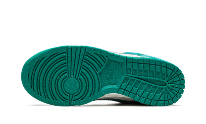 Nike Dunk Low SE 85 Neptune Green